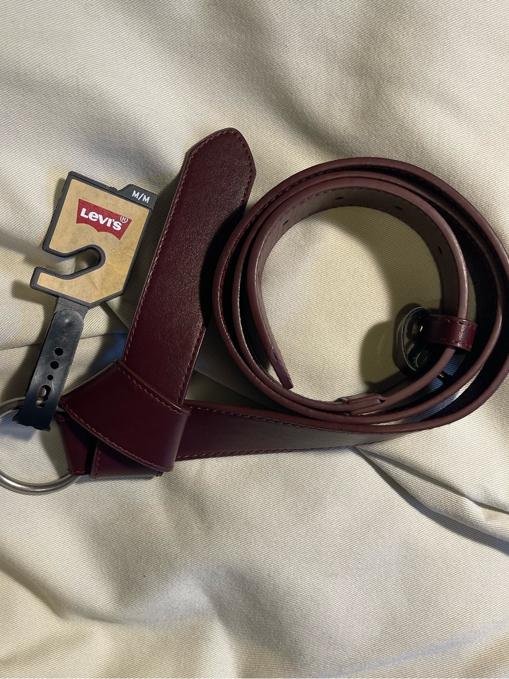 Levi's NWT Burgundy Leather Knot Tied O-Ring Belt Silver Buckle Sz M 39 In New